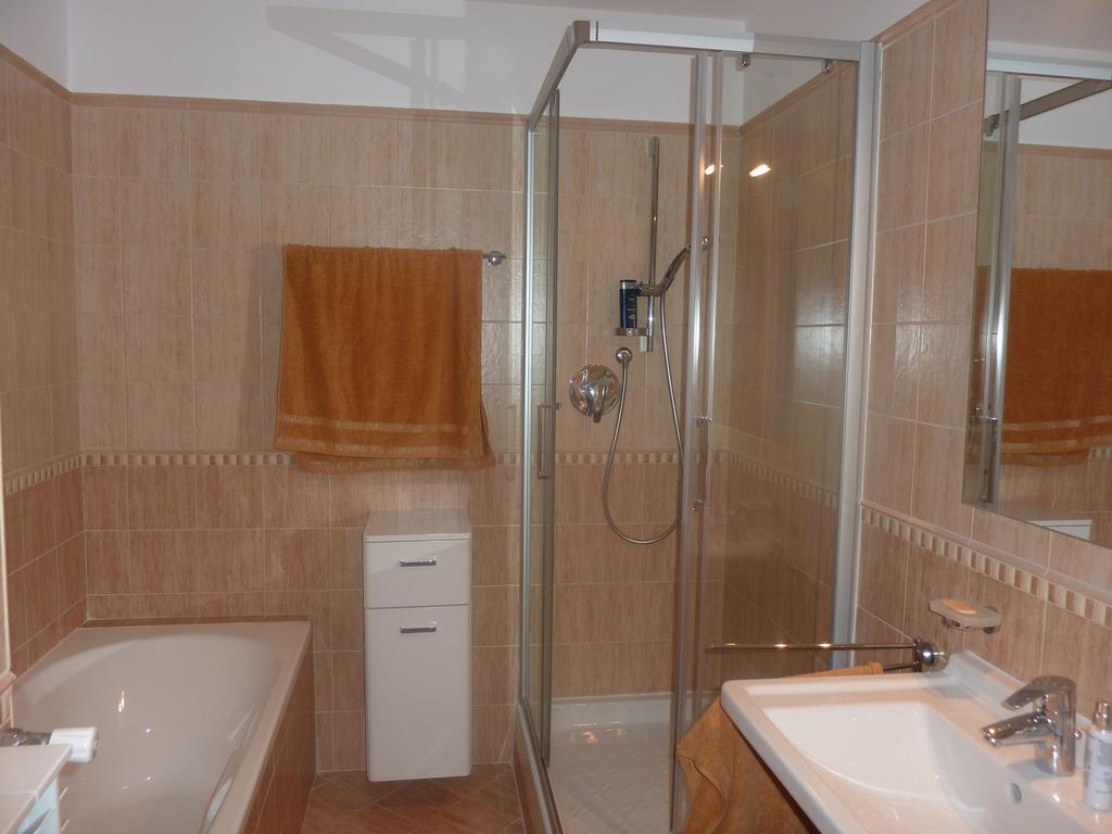 Ferienwohnung Blick Am Mittagskogel Velden am Woerthersee Luaran gambar